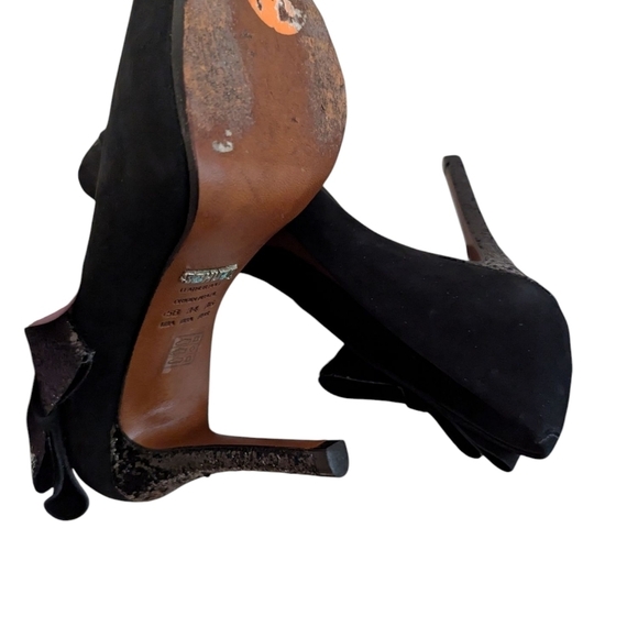 Schutz, Black Peep-Toe Heels with Bow and Sequins, Size 5 - Picture 4 of 5